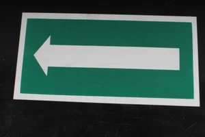 Sign Direction Arrow Green Escape Route 30cm x 15cm - Picture 1 of 3