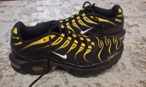Nike Air Max Plus TN Vivid Sulfur Size 7Y Youth GS Shoes Black/Yellow 655020-057 - Picture 1 of 9