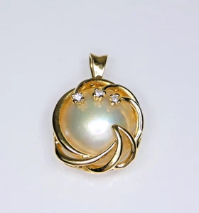 Wirbelnder Rahmen Mabe Perle und Diamant 14k Gold Anhänger - Bild 1 von 7