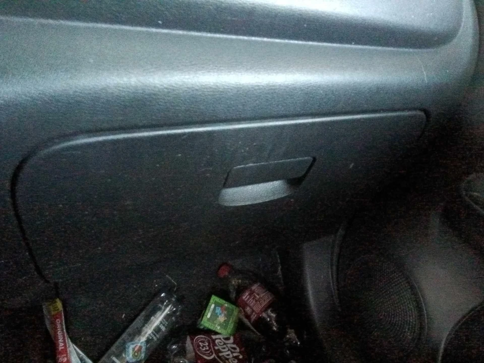 12 13 14 15 16 17 18 19 NISSAN VERSA Glove Box - Image 1 of 1