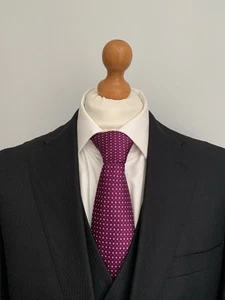 Mens ELEGANT VERSACE COLLECTION 3 PIECE WOOL SUIT In PATTERNED BLACK 44R *EX-CON - Picture 1 of 10