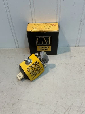 NOS 1938-1954 CHEVROLET PASSENGER CAR HEATER "AIR" SWITCH...NEW IN BOX 3128267 - Image 1 of 4
