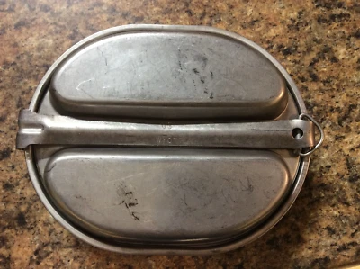 US Army Mess Kit WYOTT - Image 1 of 4