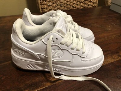 Heelys Skate Shoe White Reserve Low Youth Sz 2 - Image 1 of 4