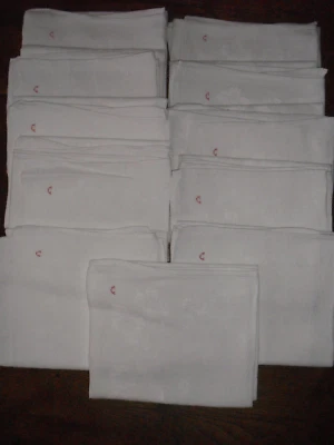 Ensemble de 11 serviettes de table damassées anciennes - Photo 1/4