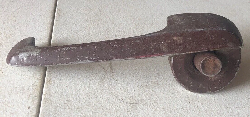 1950 Lincoln RH Door Handle, OL-7222405-B, OEM - Imagem 1 de 4