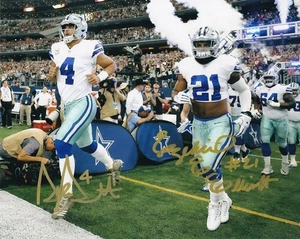 DALLAS COWBOYS - PRESCOTT - ELLIOTT - RISTAMPA FOTOGRAFICA FIRMATA LUCIDA 8 X 10 - Foto 1 di 1