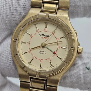 Vintage Gruen Precision Alarm Quartz Quartz Watch New Battery Gold Tone 100ft - Picture 1 of 6