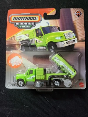 2025 Matchbox Working Rigs 07/16 INTERNATIONAL WORKSTAR Green Street Sweeper - Image 1 of 2