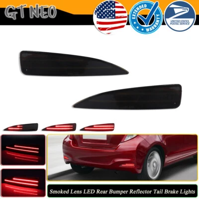 Reflectores de luz de señal de freno trasero LED ahumado para Toyota Yaris 12-14 Foto 1 de 4