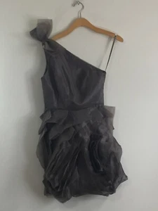 Weiß by Vera Wang grau Organza einschulteriges Cocktail-Minikleid 35" lang Größe 2 - Bild 1 von 7