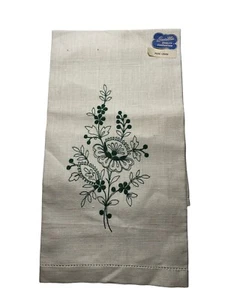 Vintage Bucilla Pure Linen Embroidered Green Floral Kitchen Hand Towel New Label - Picture 1 of 5