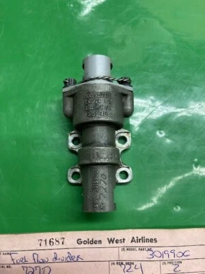 DIVISOR DE FLUXO LUCAS INDUSTRIES 3019906 *AR* ETIQUETA 1983 - Imagem 1 de 4