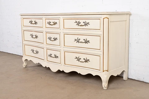 Kindel Furniture French Provincial Louis XV Triple Dresser, Circa 1960s Cover