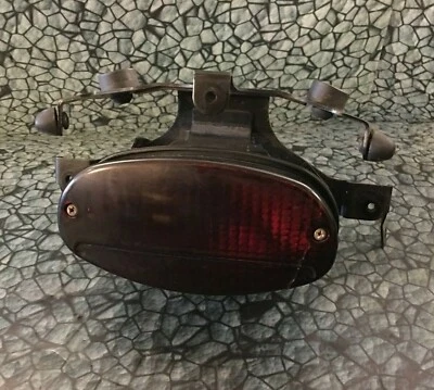 1998 Yamaha Yzf600r Taillight Brake Light & Bracket 1997-2007 R6 rear mount tail - Imagem 1 de 4