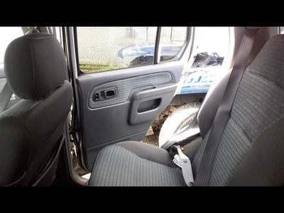 XTERRA    2002 Door Trim Panel Rear 29265287 - Image 1 of 4