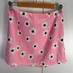 Princess Polly Women's Size 6 Pink Shelly Daisy Floral Miniskirt Whimsy Feminine - Picture 1 of 7