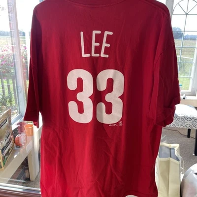 Official Majestic Philadelphia Phillies Cliff Lee #33 Red T-shirt size XL - Image 1 of 4