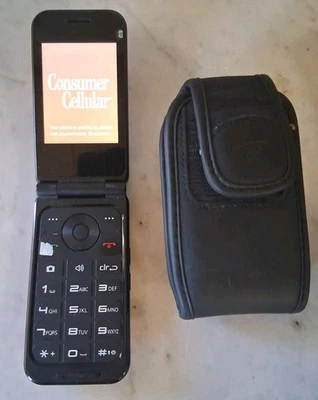 Z2335CC Consumer Cellular Flip Phone – 8GB Storage, 2MP Camera - Image 1 of 4