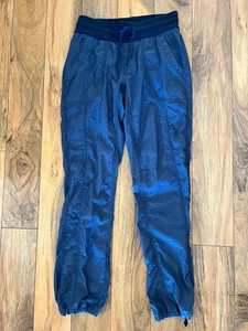 The North Face Damen leichte Hose dunkelblau Kordelzugbund Gr. S - Bild 1 von 2