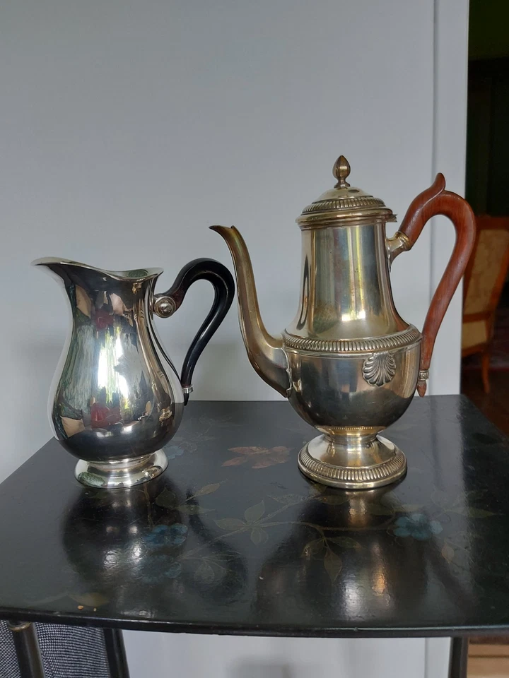 Cafetière et pot en métal argenté XX° - Photo 1/4