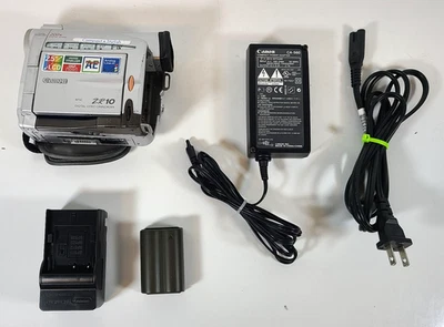 Canon Mini DV ZR10 Camcorder W/AC Adapter, New Battery & Charger ~ Tested - Image 1 of 4