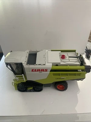 Bruder Claas Lexion 780 Combine Harvester Terra Trac 1:16 Scale As Pictured - Image 1 of 4