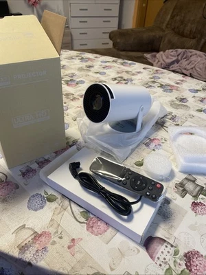 HY300-PRO 4K  Mini Smart Beamer 5G WiFi Heimkino Projektor LED Bluetooth Android - Bild 1 von 4