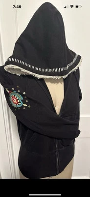 Sudadera con capucha y cremallera Twisted Heart Foto 1 de 4