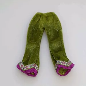Bratz Abbigliamento Bambola Dinamite Danza Fashion Pack Pantaloni Velluto Verde - Foto 1 di 4