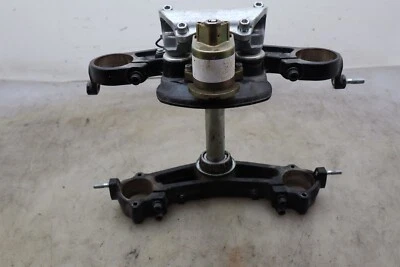 15 HARLEY DAVIDSON ROADKING TOURING TRIPLE TREES  E-2864 - Image 1 of 4