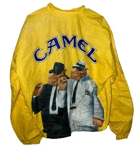 Chaqueta de lluvia cortavientos camel vintage 1992 talla XL (44-46) Tyvek mancha amarilla - Imagen 1 de 4