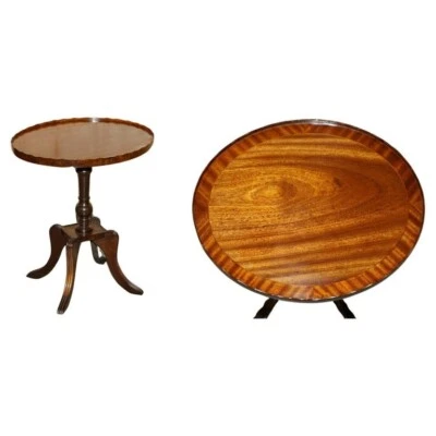 FULLY RESTORED VINTAGE FLAMED MAHOGANY SIDE END TABLE WITH GALLERY RAIL BORDER - Image 1 of 4