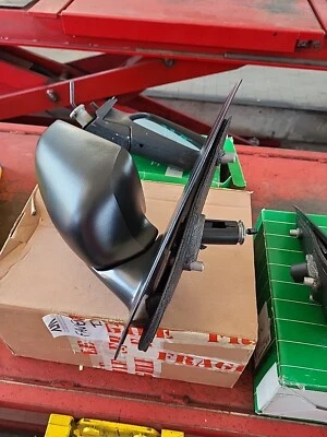 Specchietto Retrovisore Destro ALFA ROMEO 145 146 MECCANICO vetro azzurrato - Immagine 1 di 4