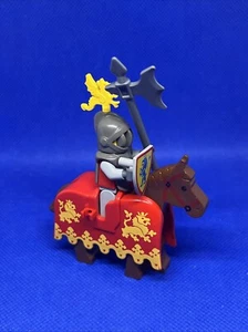 Lego Caballero Minifigura Castillo 1584 Con Accesorios Buen Estado - Imagen 1 de 12