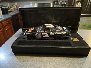 Dale Earnhardt Sr. #3 1998 Goodwrench 1/24 Scale Elite Car Box Is Little Whorp - Picture 1 of 16
