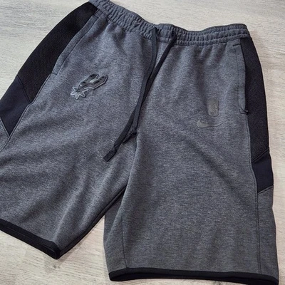 Mens Large San Antonio Spurs Nike NBA Authentics Practice Shorts Gray/Black Mesh - Image 1 of 4