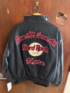 NUEVO CON ETIQUETAS Hard Rock Café KONA LOVE ALL SERVICE ALL Chaqueta BOMBER de Cuero Negra XL - Imagen 1 de 4