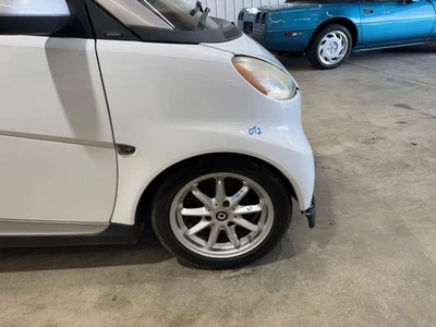 08-16 SMART FORTWO PASSENGER RIGHT FRONT FENDER WHITE EAZ - Image 1 of 4
