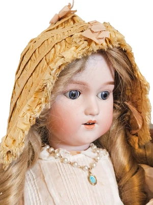 1840 Hand Sewn Silk Antique Baby Calash Bonnet-Georgian/Victorian Child Hat/Rare - Image 1 of 4