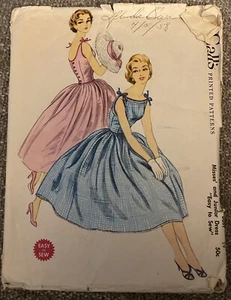 McCalls Sewing Pattern 3260 Juniors 11 Dress - Picture 1 of 3