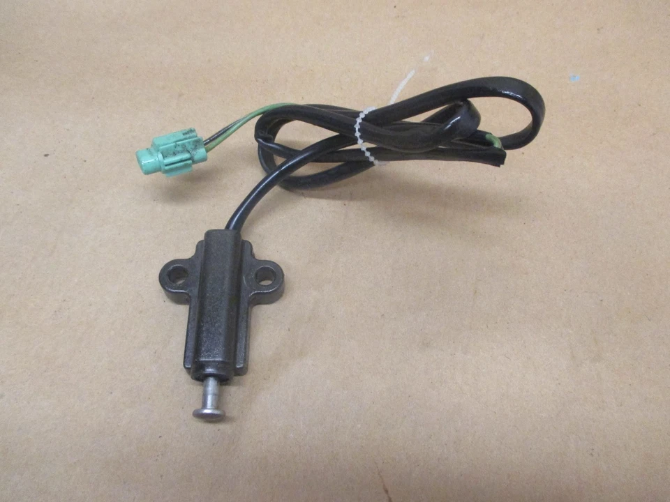 Suzuki GSF 600 1996-2003 Bandit, interruptor de pie lateral, interruptor de apagado sensor de pata de cabra Foto 1 de 1