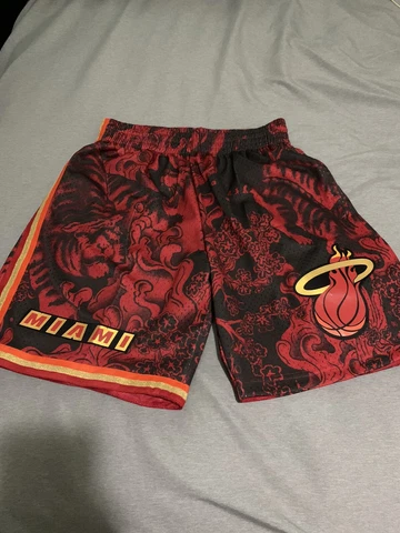 Mitchell & Ness Miami Heat Chinese New Year Lunar Swingman Basketball Short Sz M Cover