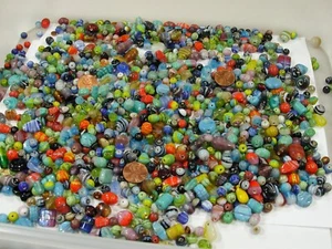 4 Pounds Assorted India Multicolor Glass Beads Wholesale Bulk Lot (PVP-95) ⭐ - Picture 1 of 12