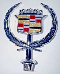 Vintage CADILLAC HOOD ORNAMENT ENBLEM, Chrome - Picture 1 of 2
