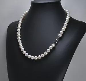 COLLANA IN ORO BIANCO 18 KT CON PERLE D'ACQUA DOLCE BIANCHE CON NODINI OBLN 036 - Foto 1 di 3