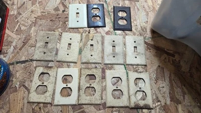 Vintage Lot of 13 Wall Switch and Receptacle Plates 10 Metal, 3 Plastic - Image 1 of 2