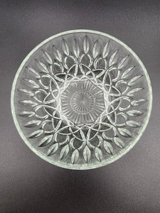 Vela de cristal vintage Pretzel Pasari Indonesia cuenco para servir vidrio prensado de 6" - Imagen 1 de 7