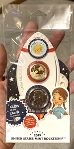 2019 United States Mint Rocketship Set Glow in the Dark Coin Set - Picture 1 of 3