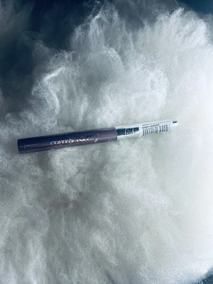 Sombra de ojos en crema Hello Kitty x Sephora edición limitada - lavanda dulce RARA 1,33 g Foto 1 de 3